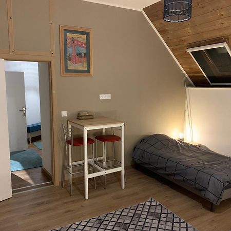 Comfortable House For 6 Guests In Saint-Come-Du-Mont Villa Exteriör bild
