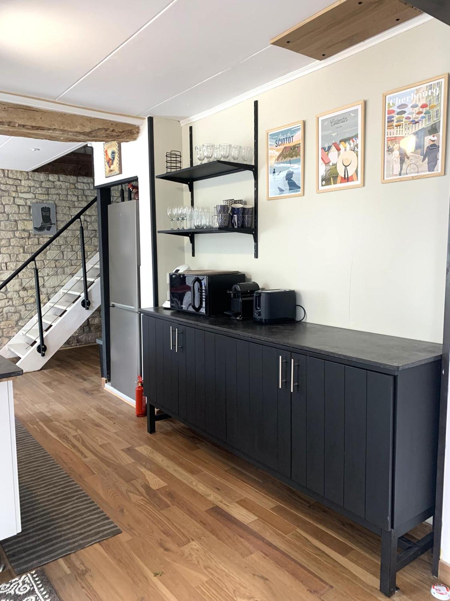 Comfortable House For 6 Guests In Saint-Come-Du-Mont Villa Exteriör bild