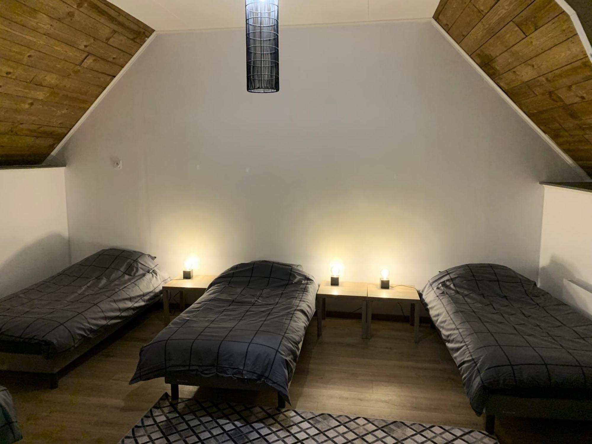 Comfortable House For 6 Guests In Saint-Come-Du-Mont Villa Exteriör bild